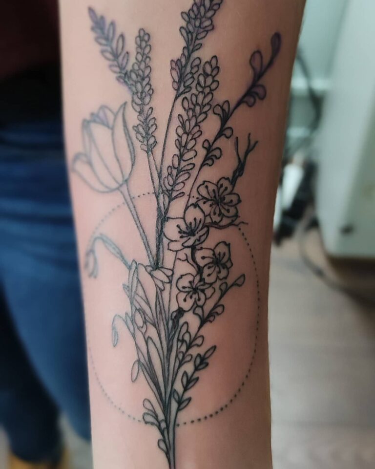 tattoo fleurs strasbourg tattoo la robertsau alsace